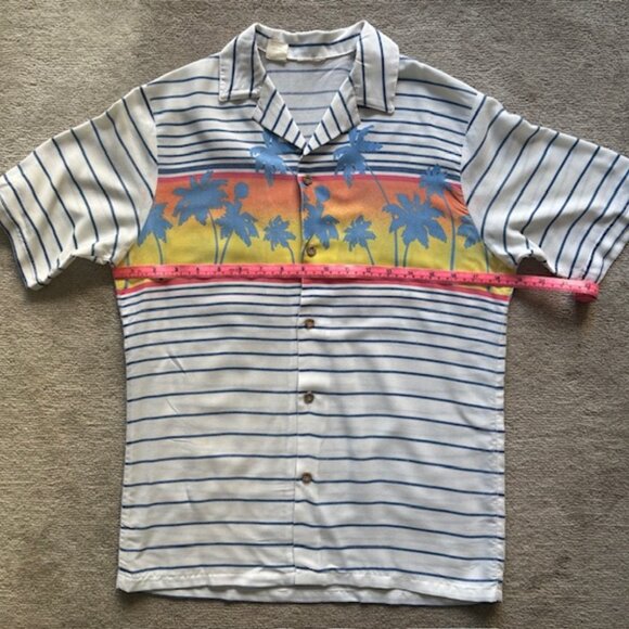 Vintage 1980s California Surf Style Short Sleeve Button Down Shirt - Picture 1 of 2